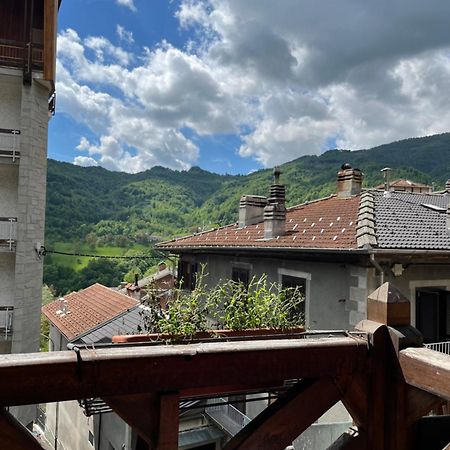Stone House Viu - Location Blue Apartment Bagian luar foto