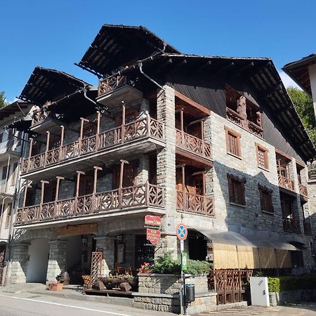 Stone House Viu - Location Blue Apartment Bagian luar foto